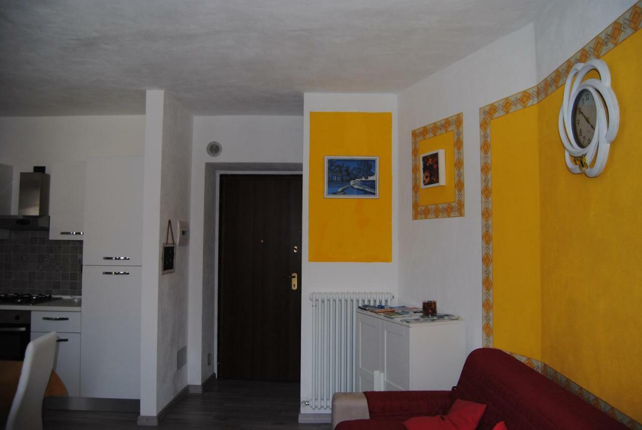 Casa Da Greta Lägenhet Lezzeno Exteriör bild